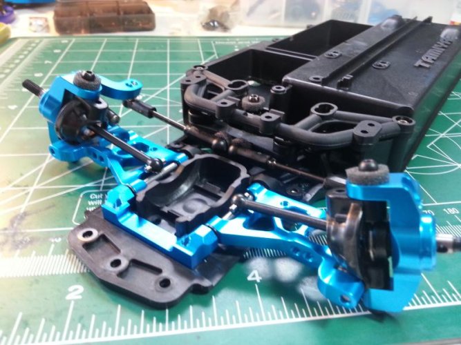 xv-01 front suspension.jpg