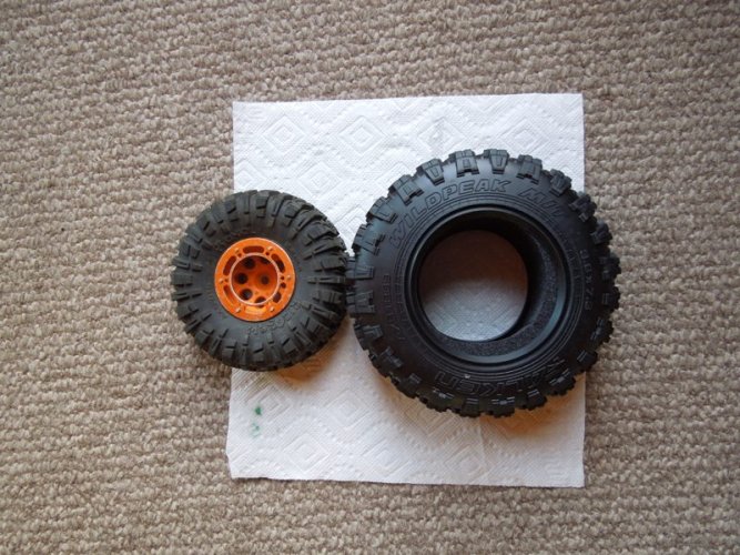 Yeti XL Size Comparison 003-RCC.JPG