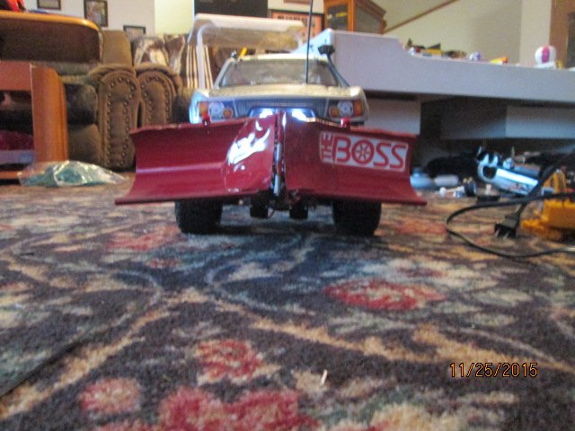 scx10 snow plow 007.JPG