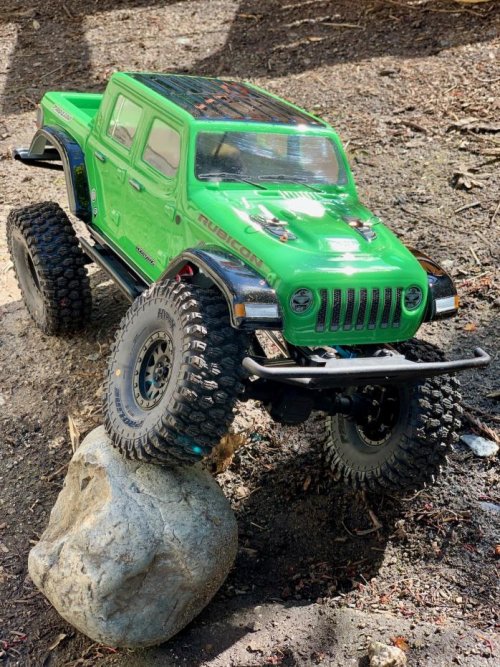 RC Crawling - 1 of 2.jpg