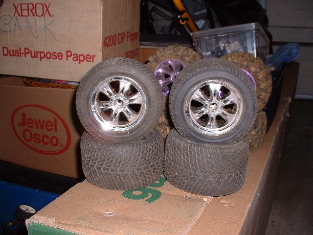 T-Maxx Tires & Parts 002.JPG