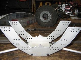 RAZOR 004.jpg