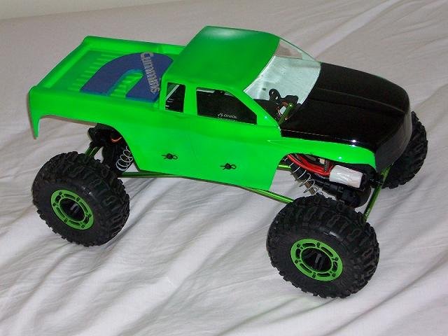 axial rc truck 008 resized.jpg