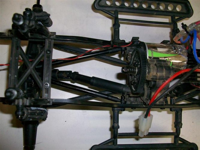 SCX10 060 (Medium).jpg
