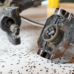 Broken Pro44 vvd