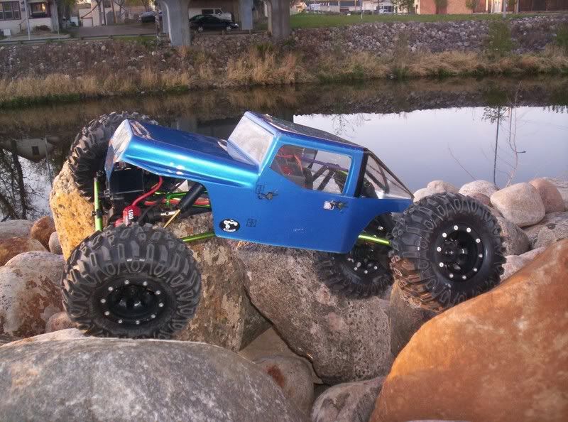 axial5.jpg
