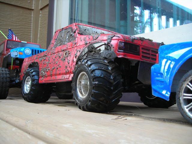 muddingbroncoandjeep130.jpg