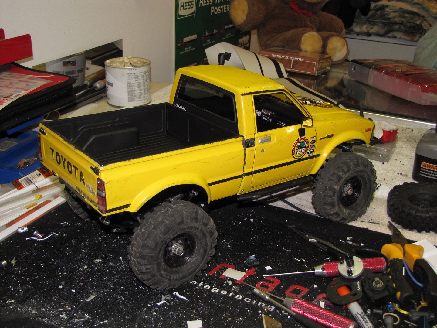 Yellowluxdropbed006.jpg