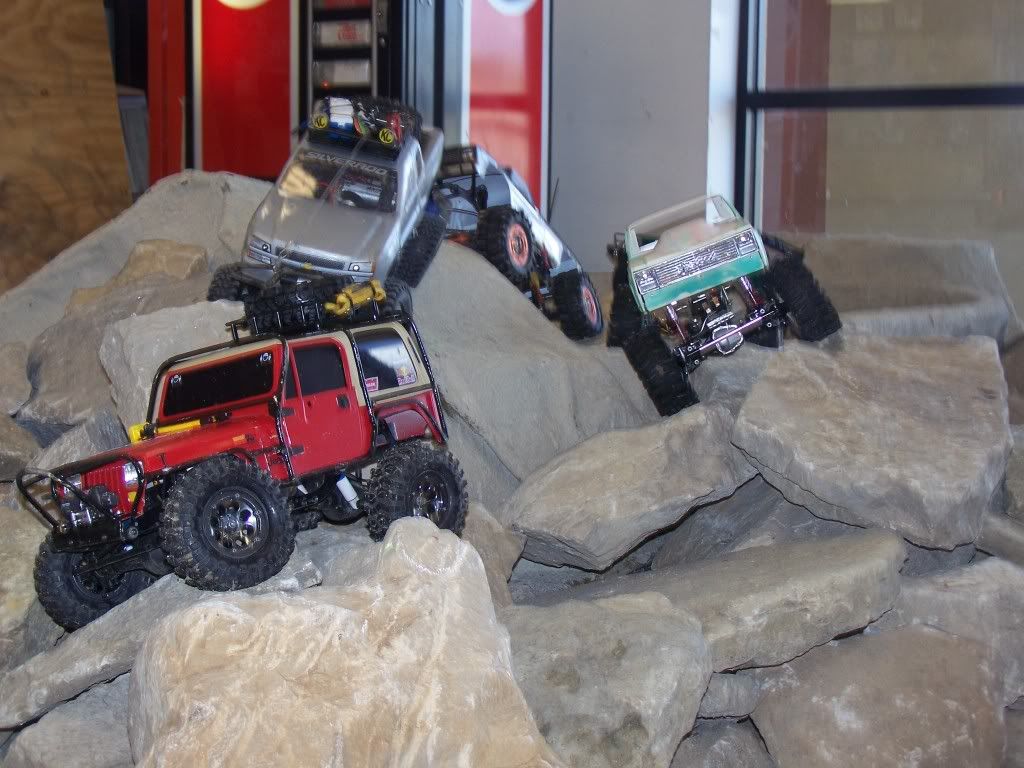 scale024.jpg