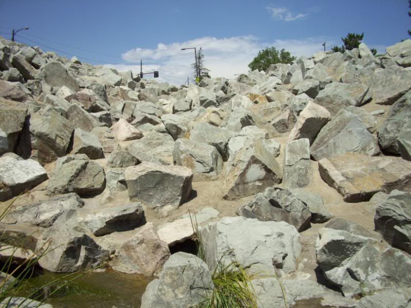 rocks003.jpg