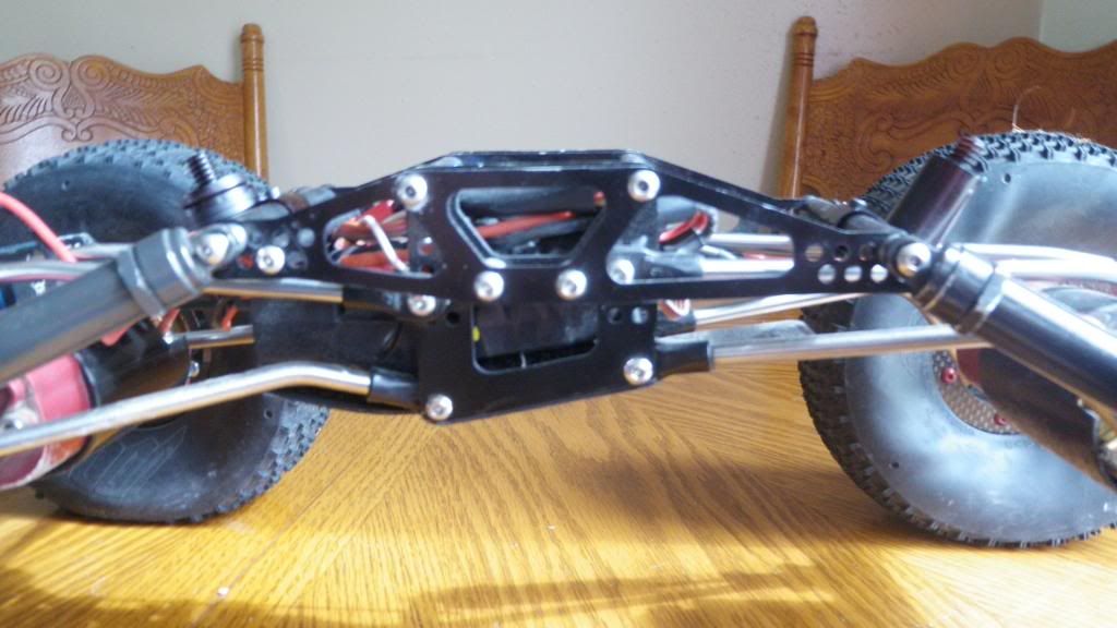 newchassis029_zps9e3d06e7.jpg