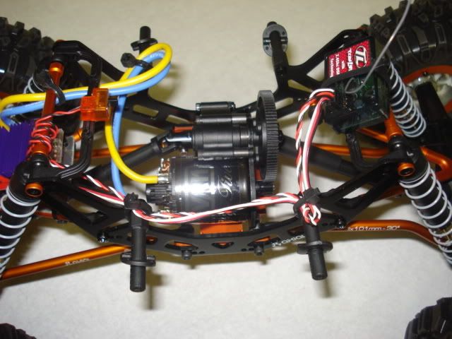 AX10wirerouting.jpg
