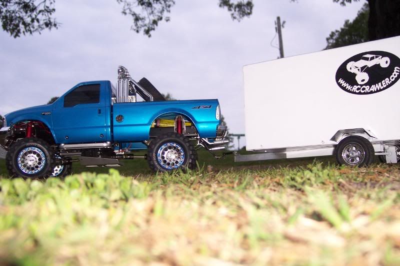 trailer004.jpg
