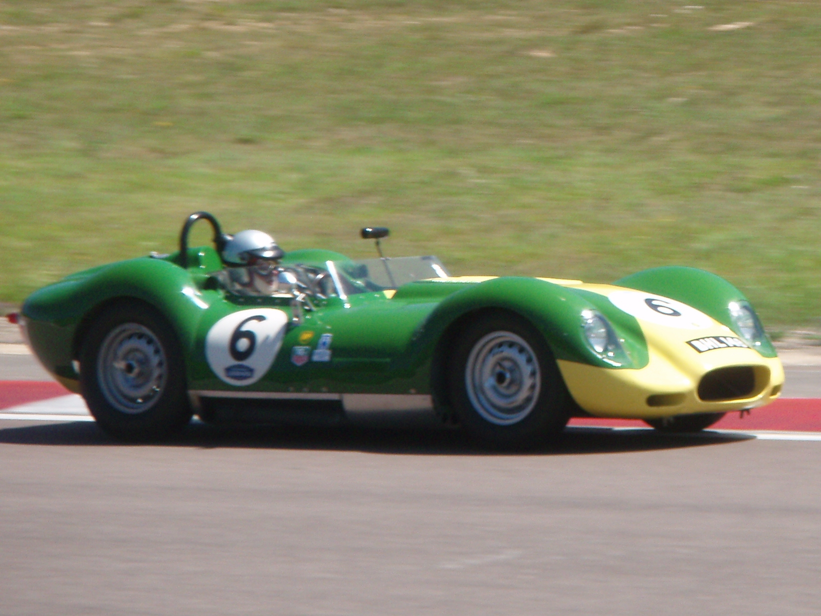 Lister_Chevrolet_-_GPAO_2011.jpeg